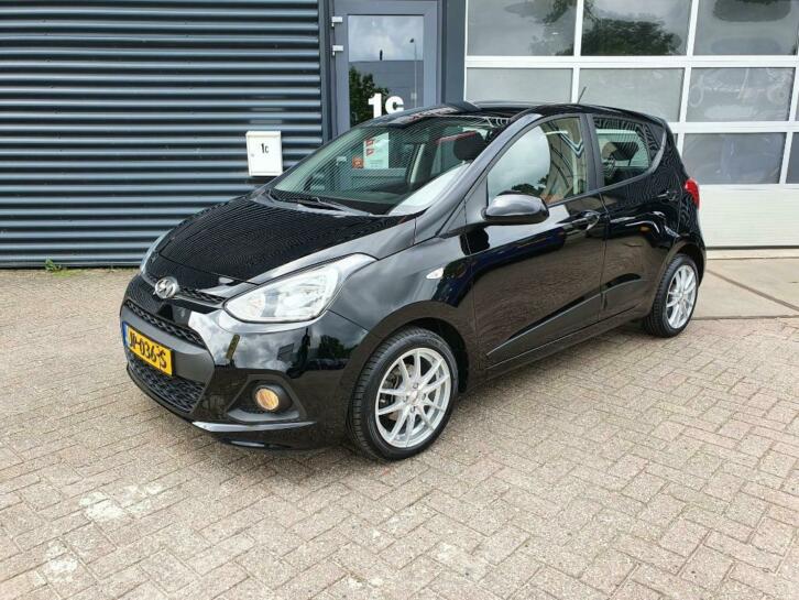 Hyundai I10 1.0i 66pk 2016 Zwart 56226 KM