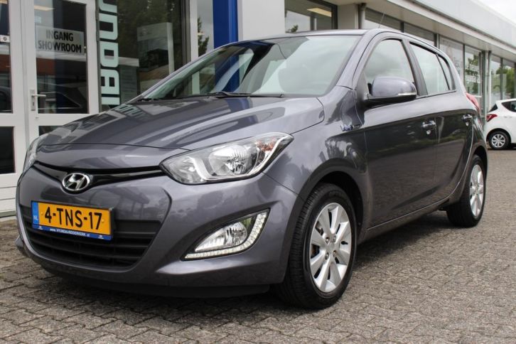 Hyundai i20 5-drs 1.2 i-Deal NAVIGATIE  AIRCO  LM VELGEN