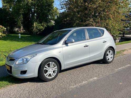 Hyundai i30 1.4 I 5DR 2009 Nieuwe APK amp beurt, 2e eigenaar