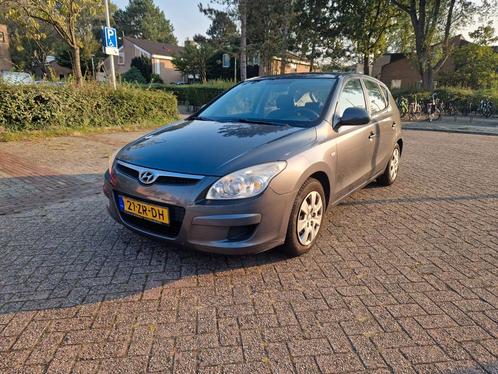 Hyundai i30 1.4 I Cvvt 5DR 2008 Grijs