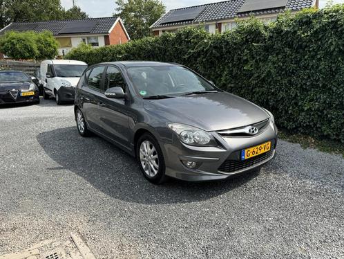 Hyundai i30 1.4i Dynamic  Autom. Airco  Cruise Control  L