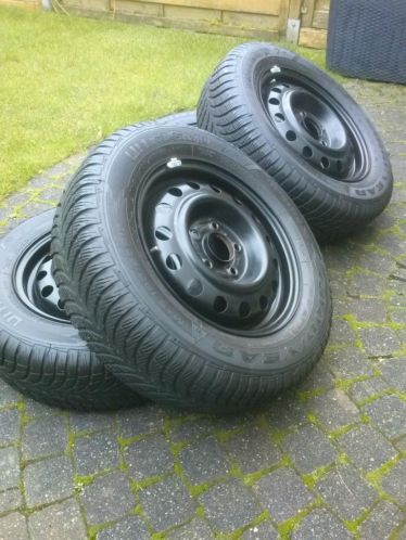 Hyundai i30, Kia Ceed, Mazda Goodyear winterbanden 15 inch.