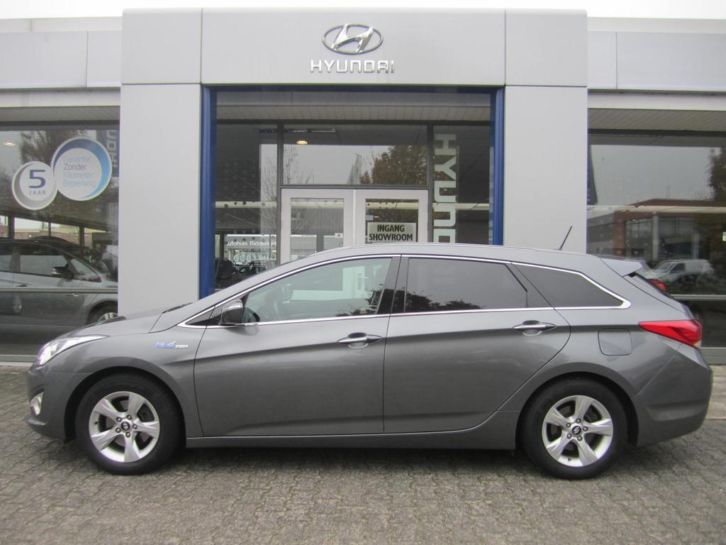 Hyundai i40 CW 1.6 GDI Business Edition (NAVI, CLIMA)