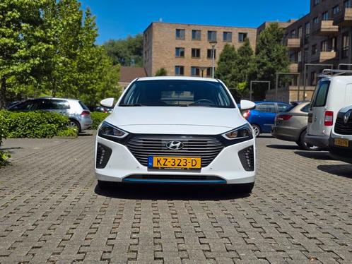 Hyundai Ioniq 1.6 GDI Blue HEV FIRST EDITION 2017
