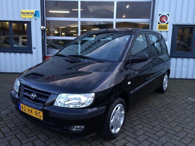 Hyundai Matrix 1.6i GLS AIRCO  5-DRS  181.000km  BJ 2001