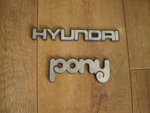 Hyundai- Pony embleem vd jaren 6070