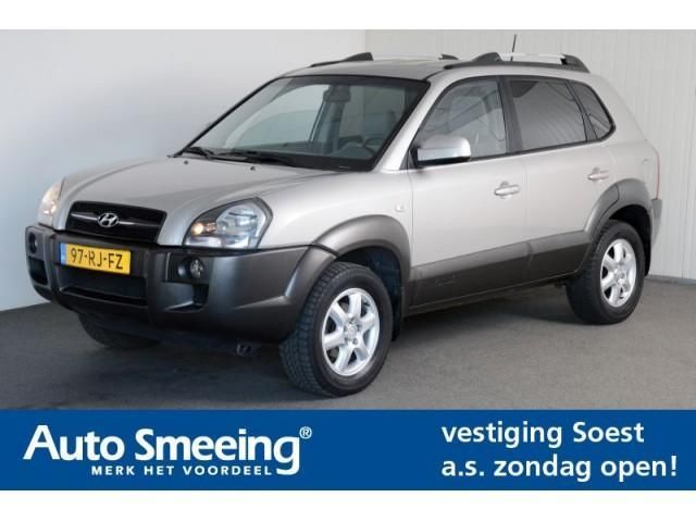 Hyundai Tucson 2.0i Dynamic Airco Trekhaak LMV - Zondag Open