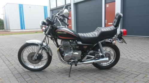 Ideale beginners motor kawasaki LTD305.