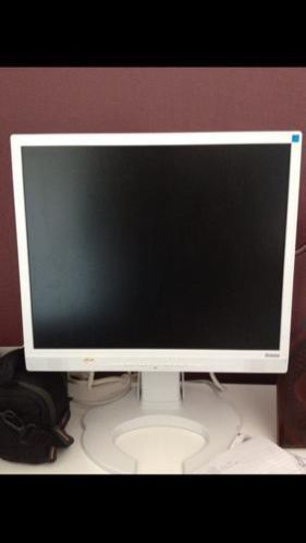Iiyama 19 inch monitor