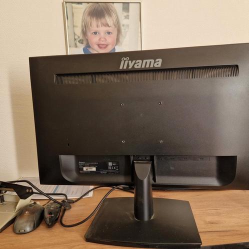 IIyama monitor 27x27x27 zogoed als nieuw