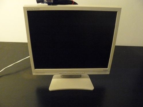 IIyama Prolite E4315 15 inch beeldscherm