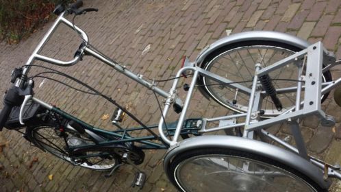 IJzersterke fiets om te bouwen als bakfiets  elektr.motor 