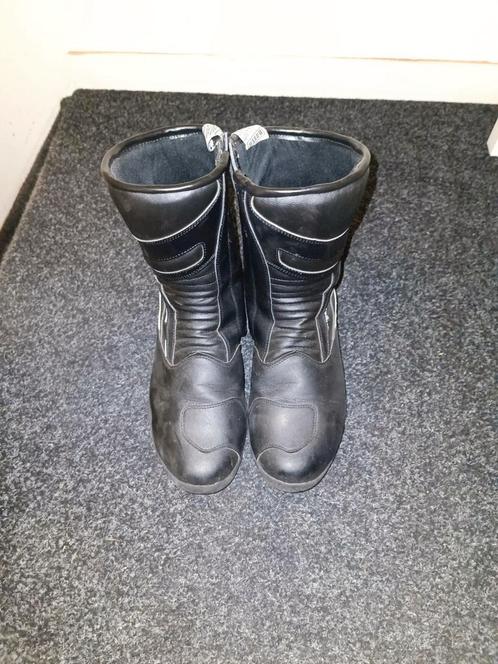 Ik verkoop motorlaarzen zo goed als nieuw maat 45