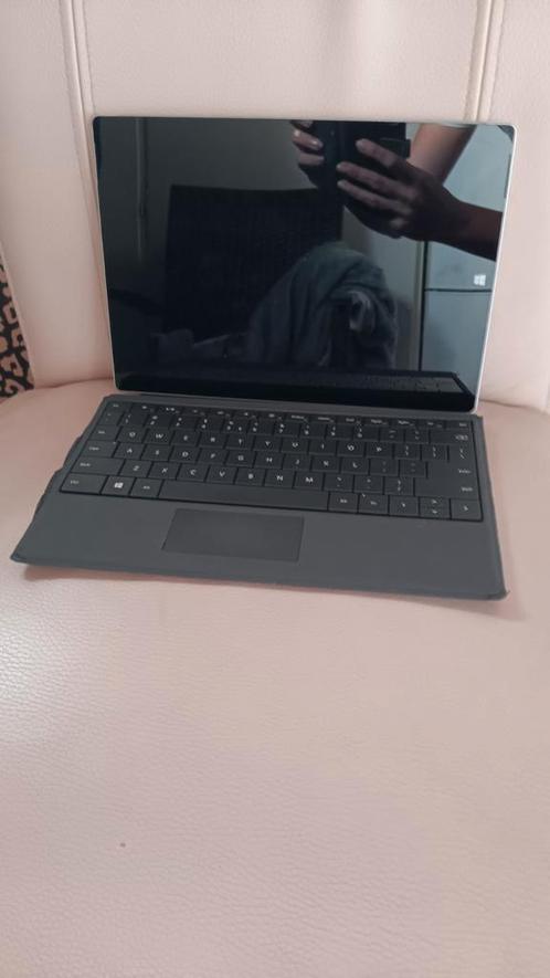 In nette staat Microsoft Surface Pro 4 (Core i5, 4GB, 128GB)