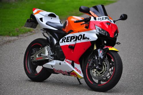 IN PRIJS VERLAAGD Honda CBR 600 RR, met quickshifter