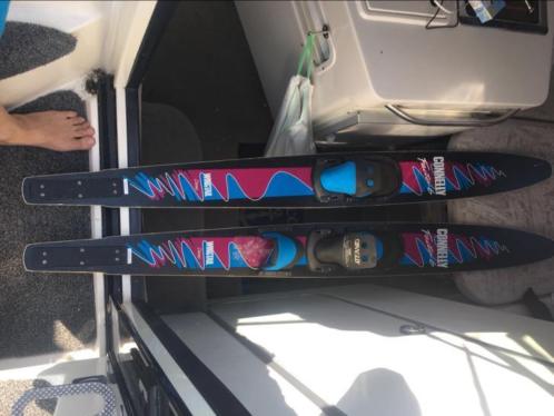In zeer goede staat Connelly factor 6 waterskis