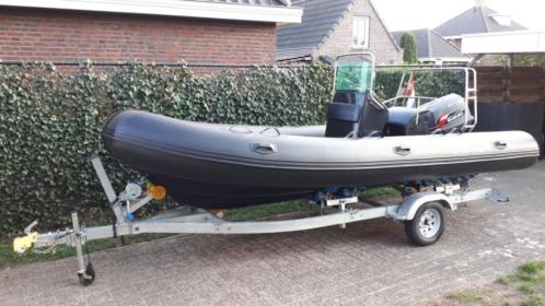 In zeer nette staat rib 520m bj 2015. 65 pk, snelle rib.