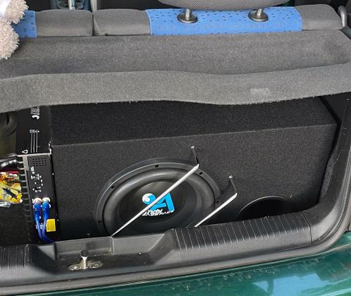 Indy bassface subwoofer met versterker