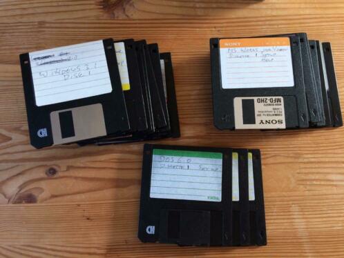 Installatie-diskettes o.a. DOS, Win3.1, Flightsimulator 5.1