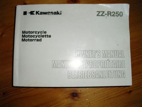 Instructie boekje Kawasaki ZZR 250