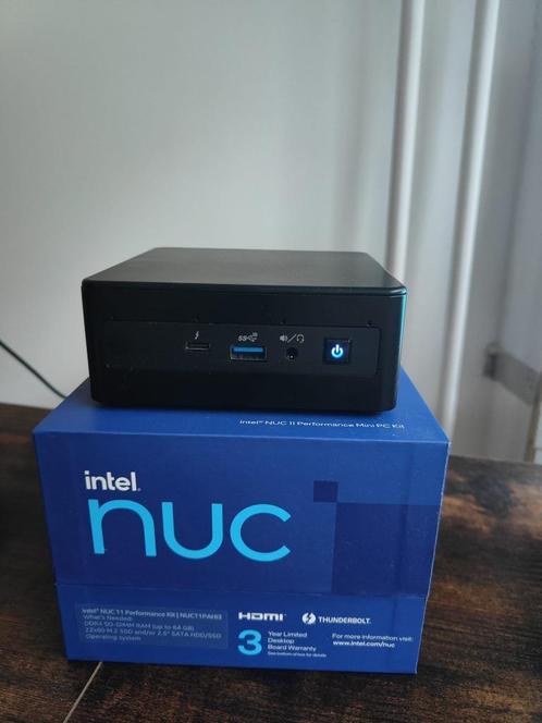 Intel NUC 11  Core i3-1115G4  8GB DDR4  240GB M2 NVMe SSD