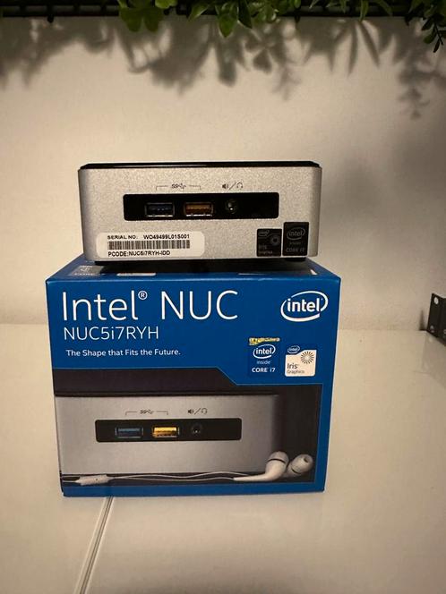 intel NUC  i7-5557U CPU  3.10GHz 16GB RAM