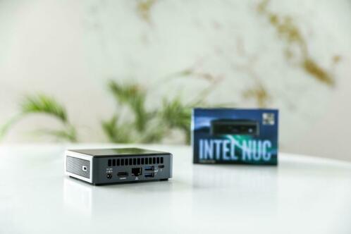 Intel NUC PC  Intel Core i5  10e Gen  1x HDMI  USB-C