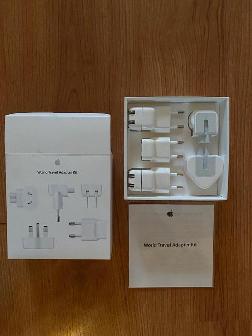 Internationale reisstekker van Apple  travel adapter kit