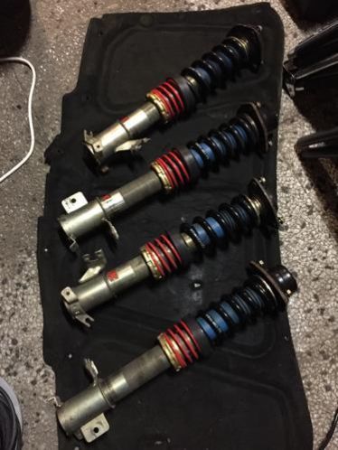 Intrax ix schroefset (coilovers) Nissan sunny gti-r