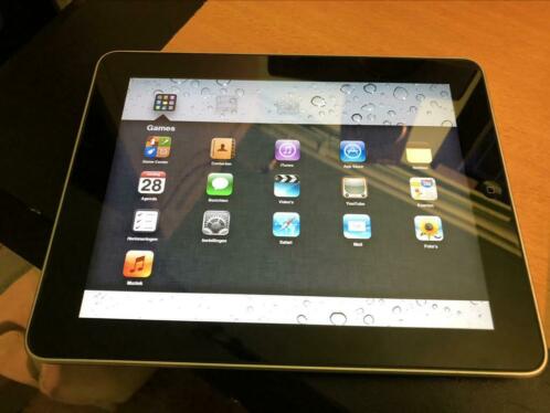 iPad 1 . Geen updates meer. In zeer goede staat.