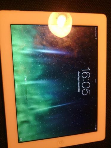 iPad 2, 16 GB (Wifi amp 3G) IOS 8.1