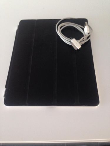 iPad 2 (32GBWiFizwart) amp zwartleren smartcover amp USB-lader