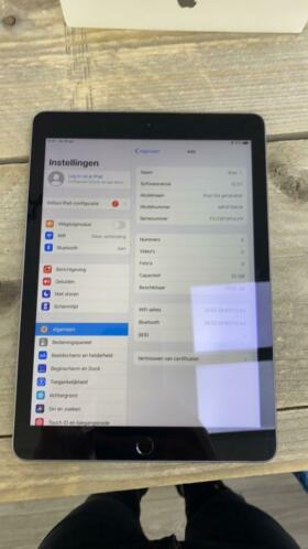 iPad 2017 32 WiFi zgan met garantie