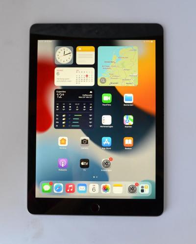 iPad 2018 32GB Zwart, perfecte staat, garantie