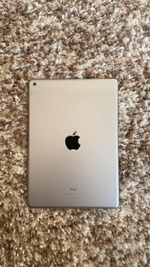 iPad 2018 type A1893