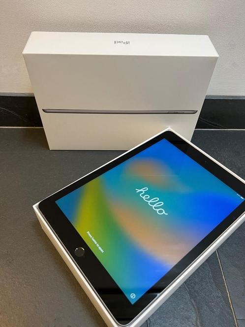 iPad 2019 (6th generation, 32 Gb) Space gray