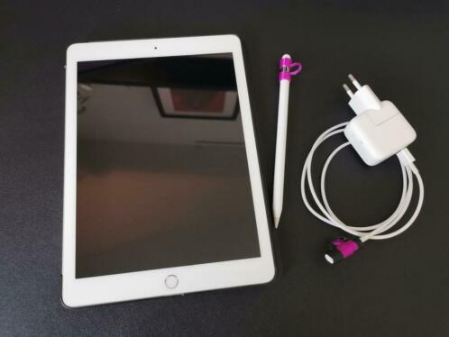 Ipad 6e generatie 32GB  Apple pen 1e generatie