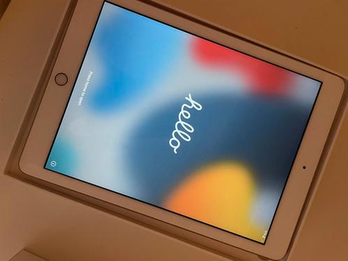 iPad (6th Generation) Wi-Fi (32GB) Rose Goud