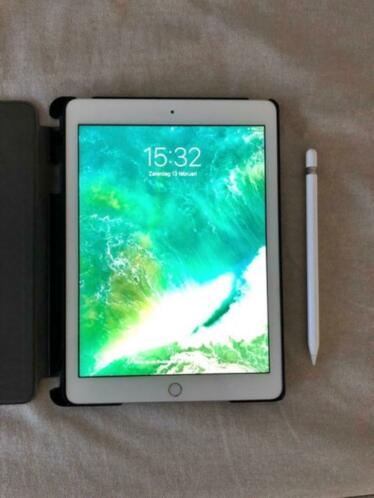 iPad (6th generation), wit, 32gb met Apple Pencil 1
