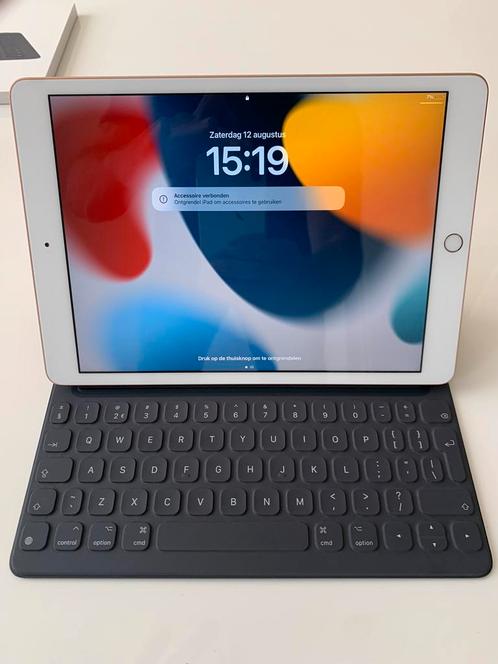 iPad 7th Gold met Smart Keyboard en Pencil. Zelden gebruikt.