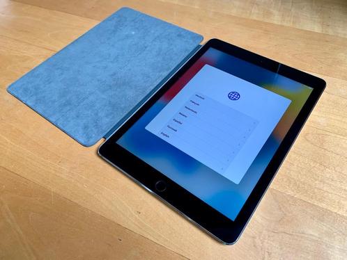 iPad Air 2, 64GB space grey