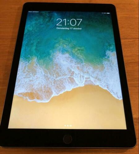 iPad Air 2 Wi-Fi  Cellular 16gb space gray