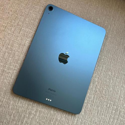 iPad Air 2022 64 GB Blauw