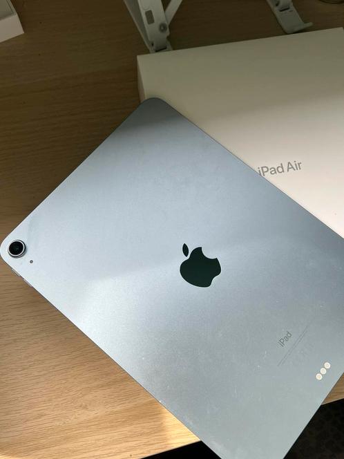 iPad Air 4 (blauw)