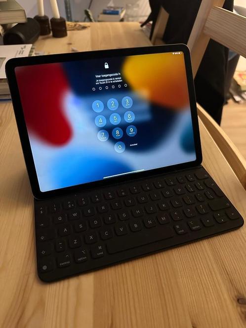 iPad Air 5 - 64gb  smartfolio toetsenbord