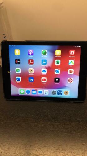 iPad Air met Moshi Bluetooth toetsenbord