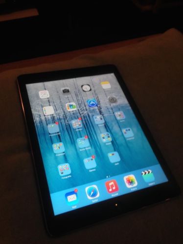iPad Air Wifi 16 GB Space Gray (zgan)