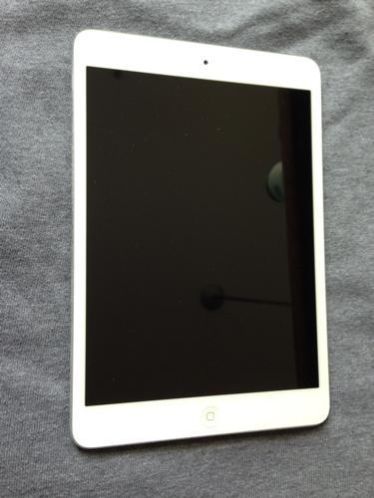 iPad mini 16gb. Ziet er uit als nieuw