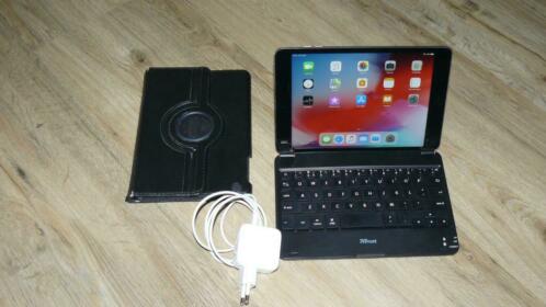 ipad mini 2 - 32 gb...met toetsenbord......krasloos..