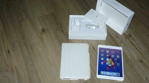 ipad mini 2 32gb..wifi...7,9 inch...supermooie....kompleet